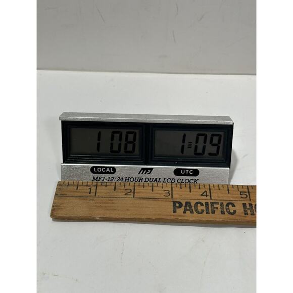 MFJ-108B 24/12 Hour Dual LCD Clock Extruded Aluminum Frame Local UTC No Battery - Picture 3 of 8